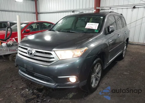 2013 Toyota Highlander Limited V6 z USA, uszkodzony, nr VIN 5TDDK3EH0DS221189